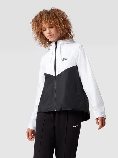 Windbreaker von Nike in weiß im Online Shop von SportScheck 